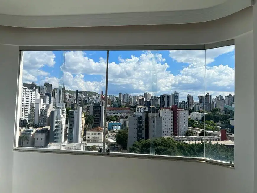 Foto 4 de Apartamento com 2 Quartos para alugar, 135m² em Carmo, Belo Horizonte