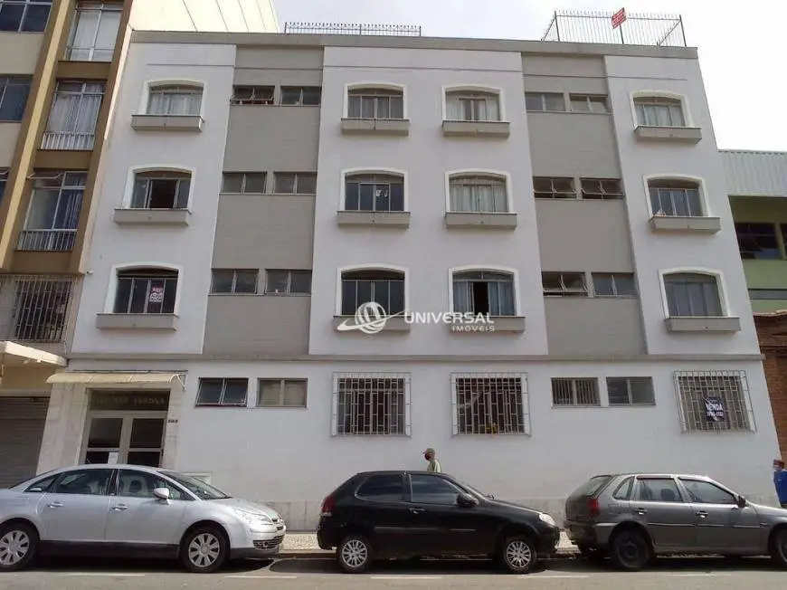 Foto 1 de Apartamento com 2 Quartos para alugar, 62m² em Centro, Juiz de Fora