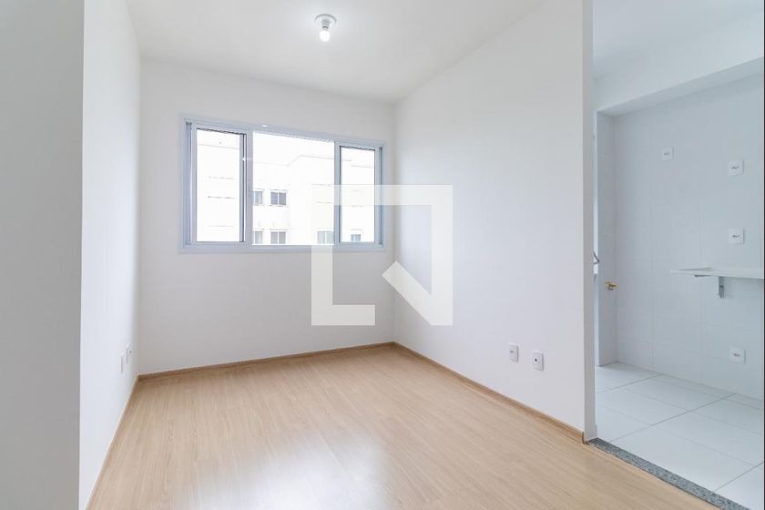 Foto 3 de Apartamento com 2 Quartos para alugar, 42m² em Socorro, São Paulo