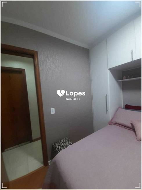 Foto 3 de Apartamento com 2 Quartos à venda, 58m² em Vila Metalurgica, Santo André