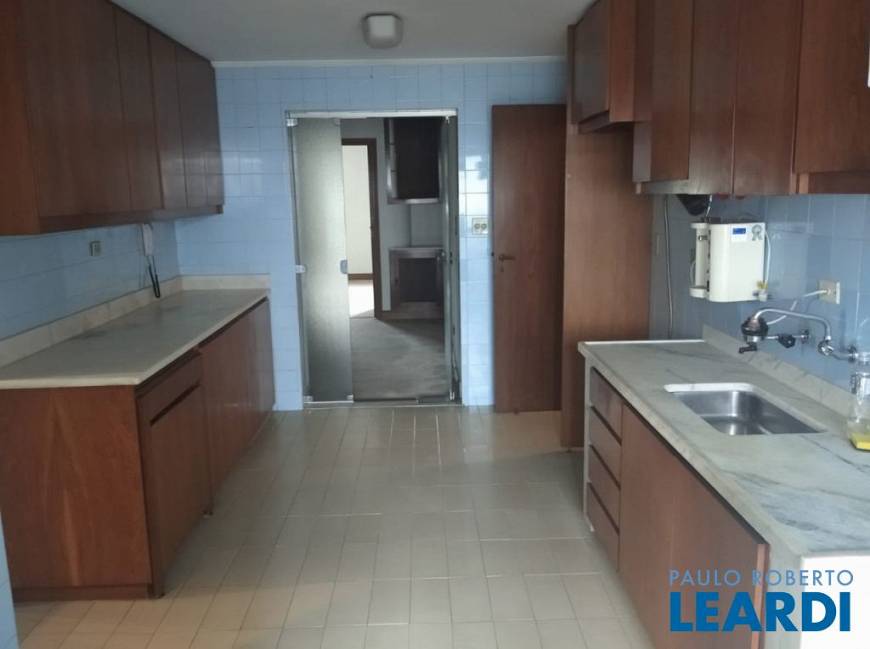 Foto 5 de Apartamento com 3 Quartos para venda ou aluguel, 173m² em Alto Da Boa Vista, São Paulo