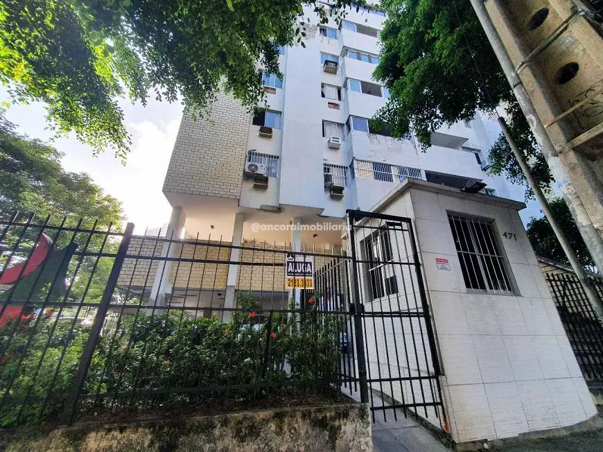 Foto 1 de Apartamento com 3 Quartos para alugar, 103m² em Boa Vista, Recife