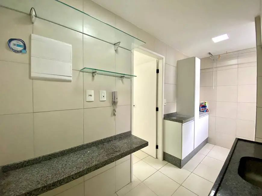 Foto 2 de Apartamento com 3 Quartos para alugar, 63m² em Casa Amarela, Recife