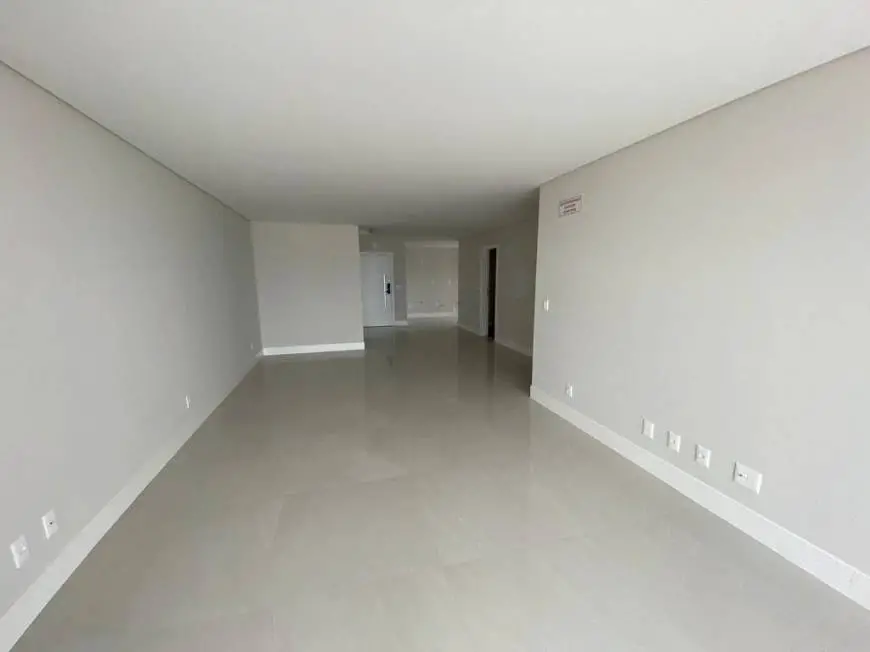Foto 5 de Apartamento com 3 Quartos à venda, 125m² em Centro, Florianópolis