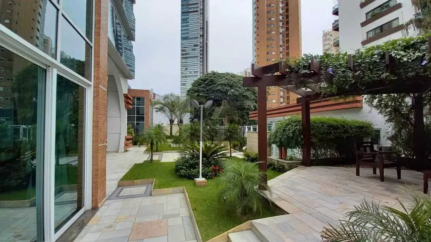 Foto 3 de Apartamento com 4 Quartos à venda, 244m² em Jardim Anália Franco, São Paulo