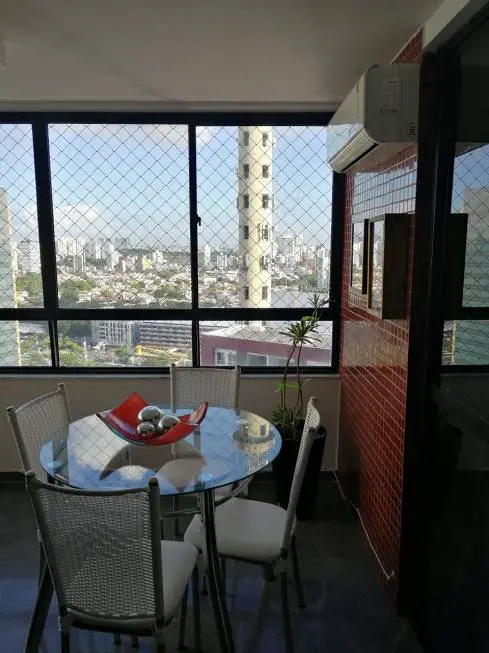 Foto 2 de Apartamento com 4 Quartos à venda, 198m² em Pituba, Salvador