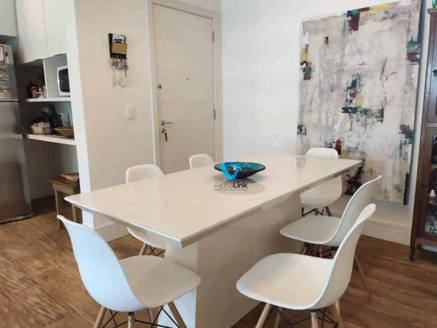 Foto 2 de Apartamento com 2 Quartos à venda, 64m² em Alphaville, Barueri