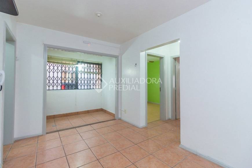 Foto 1 de Apartamento com 2 Quartos para alugar, 75m² em Cavalhada, Porto Alegre