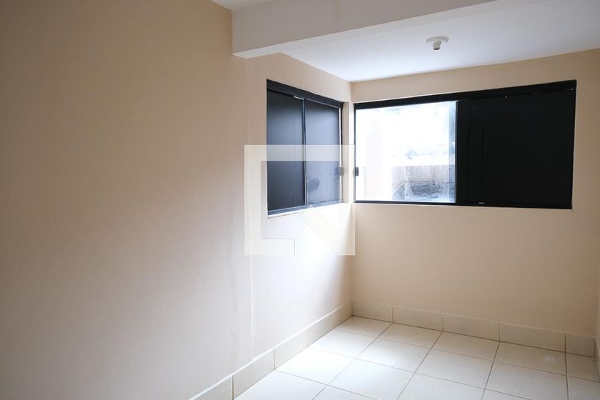 Foto 1 de Apartamento com 2 Quartos para alugar, 48m² em Cidade Industrial, Curitiba