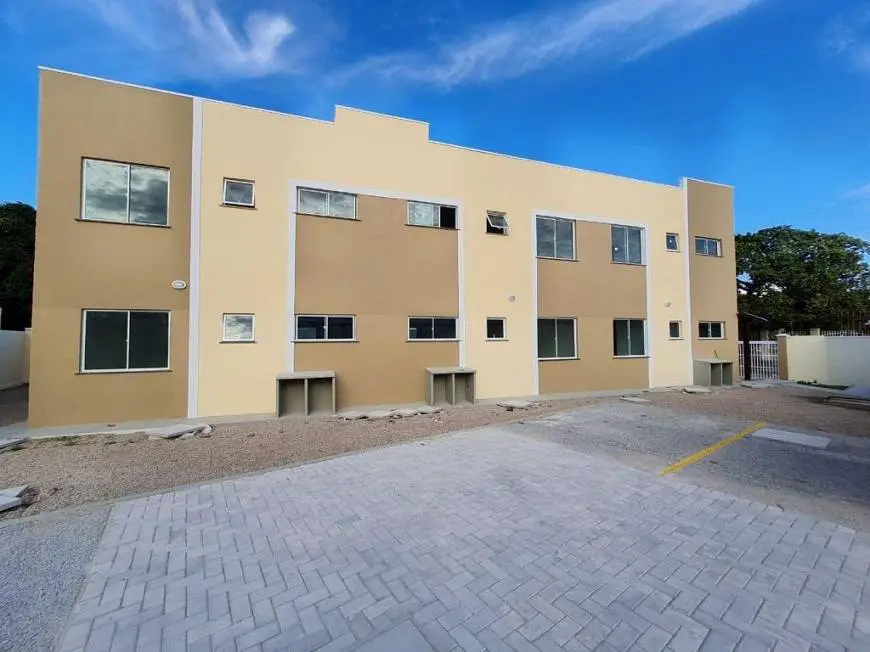Foto 1 de Apartamento com 2 Quartos à venda, 49m² em Gereraú, Itaitinga