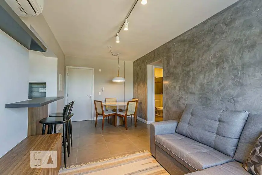 Foto 4 de Apartamento com 2 Quartos para alugar, 60m² em Glória, Porto Alegre
