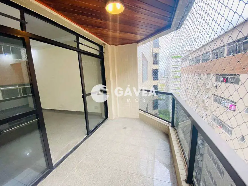 Foto 3 de Apartamento com 2 Quartos à venda, 130m² em Ponta da Praia, Santos
