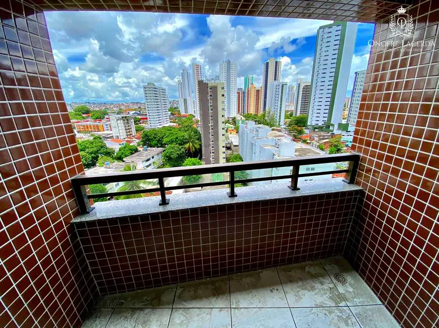 Foto 3 de Apartamento com 3 Quartos à venda, 69m² em Casa Forte, Recife