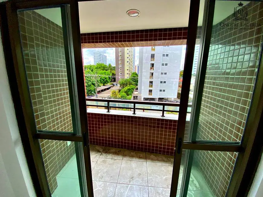 Foto 4 de Apartamento com 3 Quartos à venda, 69m² em Casa Forte, Recife