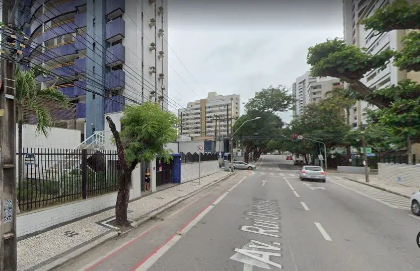 Foto 4 de Apartamento com 3 Quartos à venda, 128m² em Meireles, Fortaleza