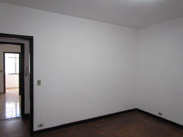 Foto 5 de Apartamento com 3 Quartos para alugar, 80m² em Mirandópolis, São Paulo