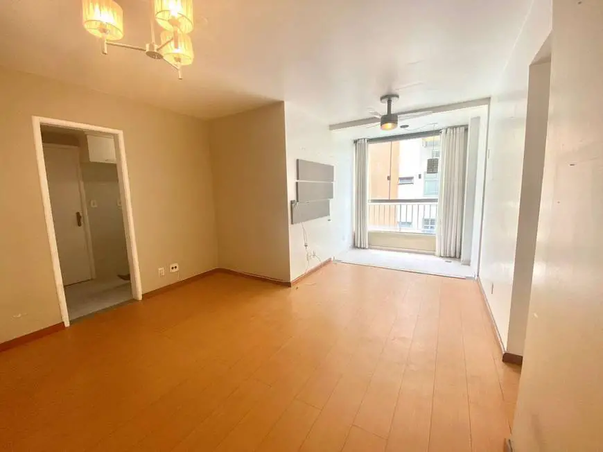 Foto 1 de Apartamento com 3 Quartos à venda, 133m² em Santa Rosa, Niterói