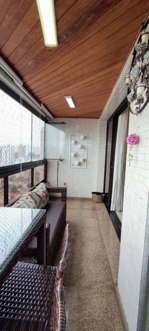Foto 2 de Apartamento com 3 Quartos para venda ou aluguel, 140m² em Santana, São Paulo