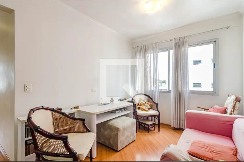 Foto 4 de Apartamento com 3 Quartos para alugar, 74m² em Sumaré, São Paulo
