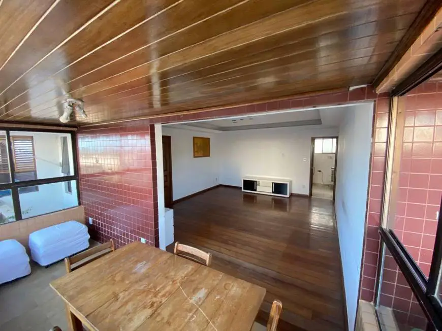 Foto 1 de Apartamento com 4 Quartos para alugar, 140m² em Rio Vermelho, Salvador