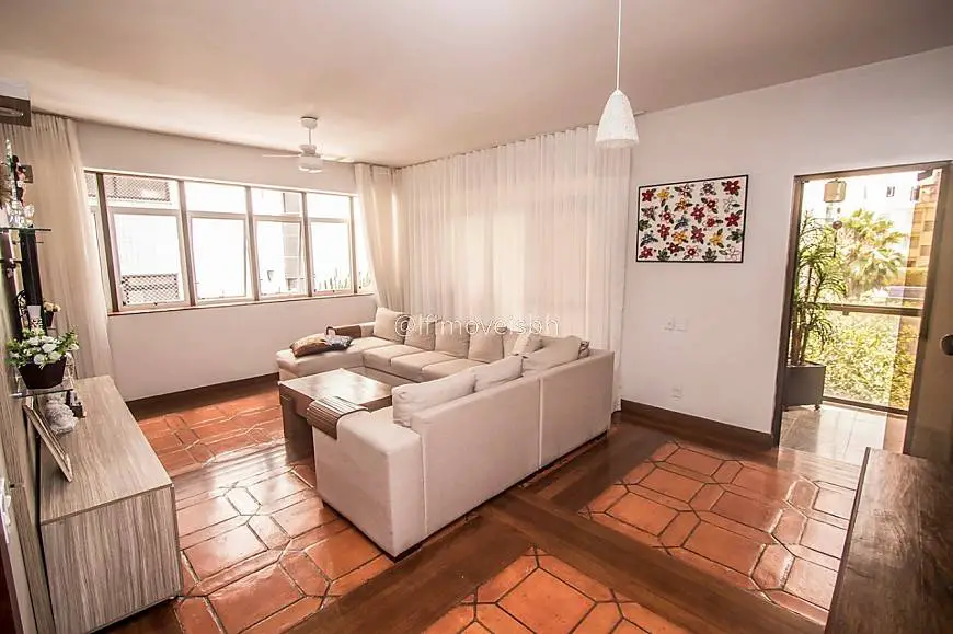 Foto 5 de Apartamento com 4 Quartos à venda, 250m² em Santo Agostinho, Belo Horizonte