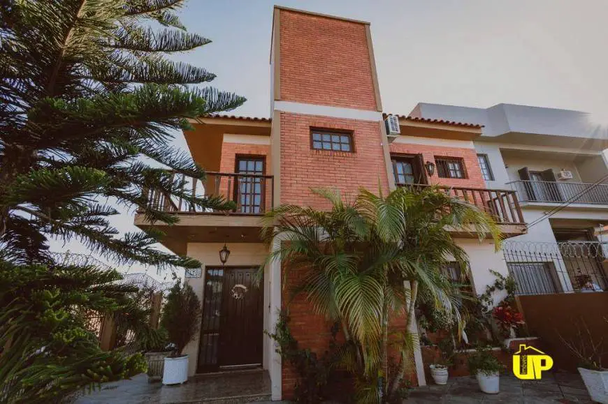 Foto 2 de Casa com 3 Quartos à venda, 300m² em Areal, Pelotas