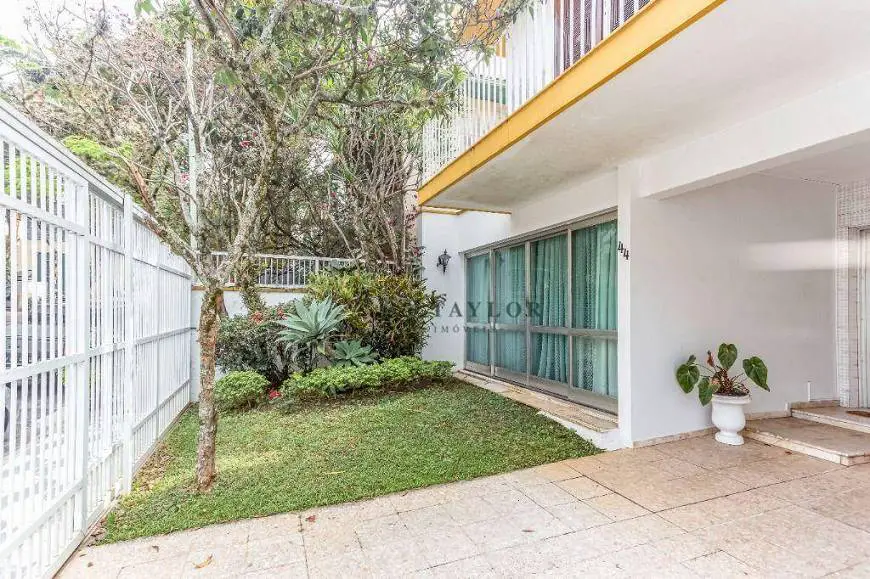 Foto 1 de Casa com 3 Quartos para alugar, 267m² em Jardim Paulistano, São Paulo
