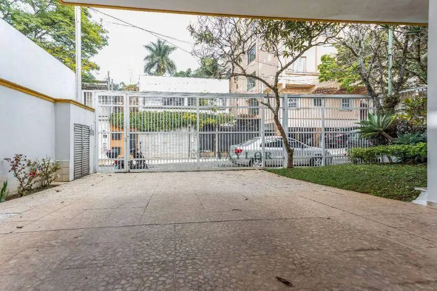 Foto 3 de Casa com 3 Quartos para alugar, 267m² em Jardim Paulistano, São Paulo