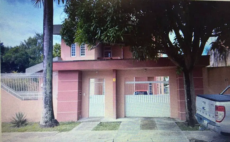 Foto 1 de Casa com 4 Quartos à venda, 261m² em Flores, Manaus
