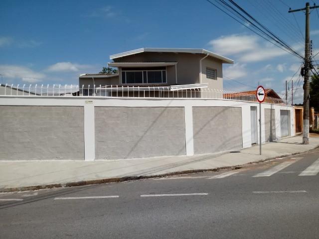 Foto 2 de Casa com 4 Quartos para alugar, 320m² em Taquaral, Campinas