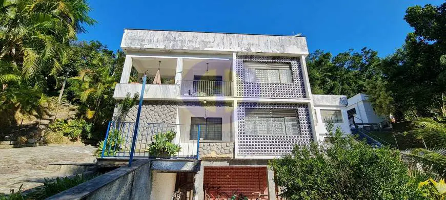 Foto 1 de Casa com 9 Quartos à venda, 15000m² em Muriqui, Niterói