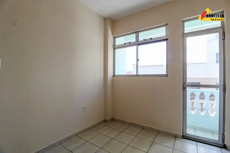 Foto 1 de Apartamento com 2 Quartos para alugar, 65m² em São José, Divinópolis