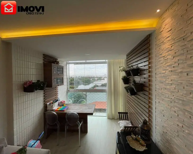 Foto 2 de Apartamento com 3 Quartos à venda, 104m² em Barro Vermelho, Vitória
