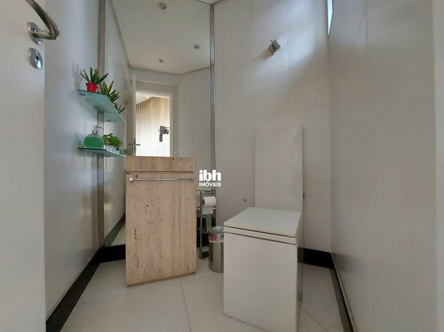 Foto 4 de Apartamento com 3 Quartos para alugar, 240m² em Belvedere, Belo Horizonte