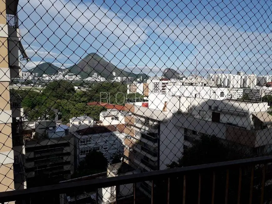 Foto 3 de Apartamento com 3 Quartos para alugar, 105m² em Gávea, Rio de Janeiro