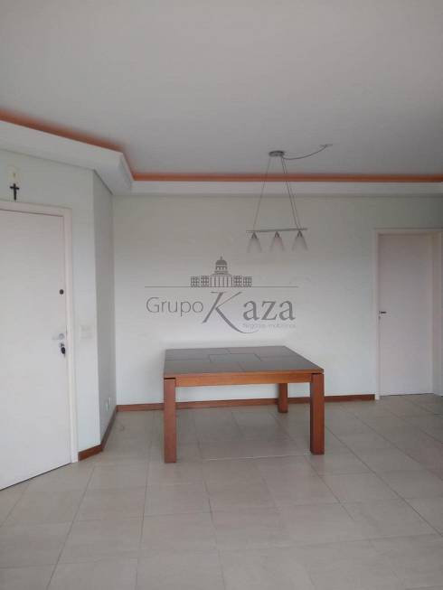 Foto 3 de Apartamento com 4 Quartos à venda, 124m² em Bosque dos Eucaliptos, São José dos Campos