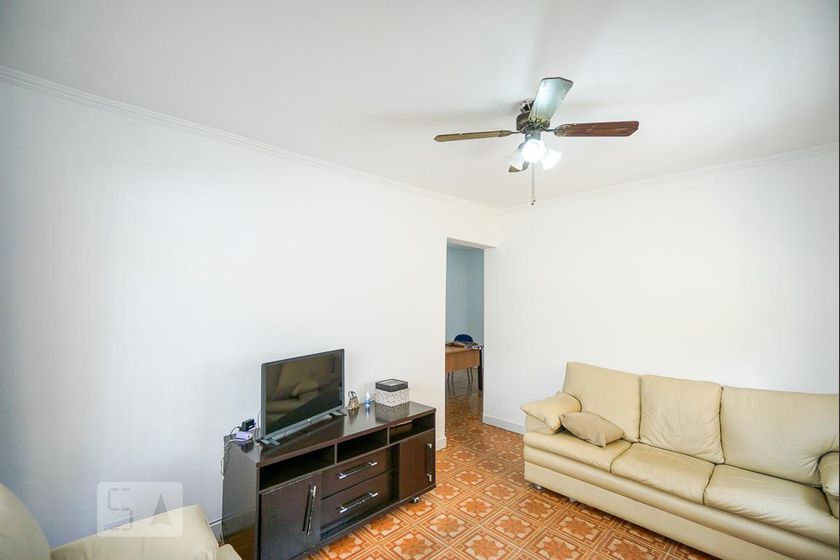 Foto 3 de Casa com 2 Quartos para alugar, 100m² em Penha De Franca, São Paulo