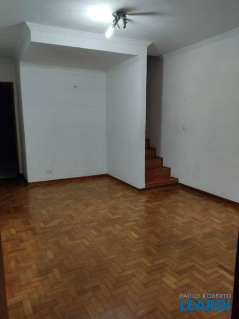 Foto 1 de Casa de Condomínio com 3 Quartos à venda, 180m² em Americanópolis, São Paulo