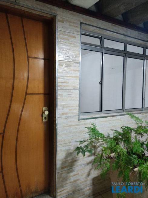 Foto 3 de Casa de Condomínio com 3 Quartos à venda, 180m² em Americanópolis, São Paulo