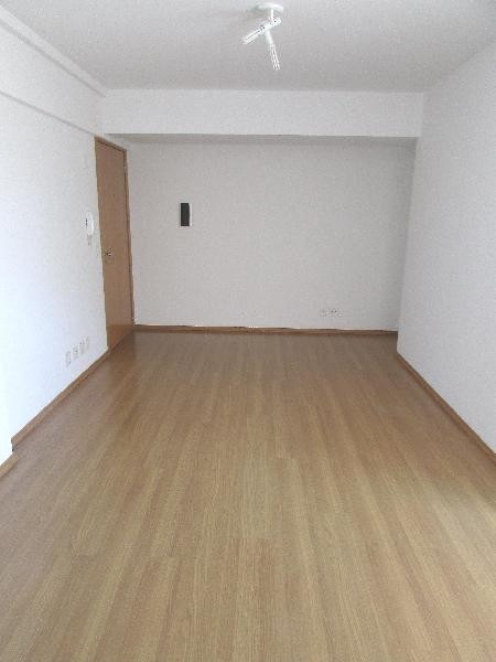 Foto 3 de Apartamento com 1 Quarto para alugar, 45m² em Centro, Caxias do Sul