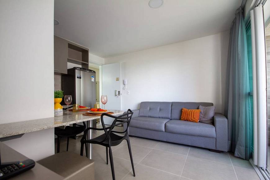 Foto 1 de Apartamento com 1 Quarto para alugar, 35m² em Espinheiro, Recife