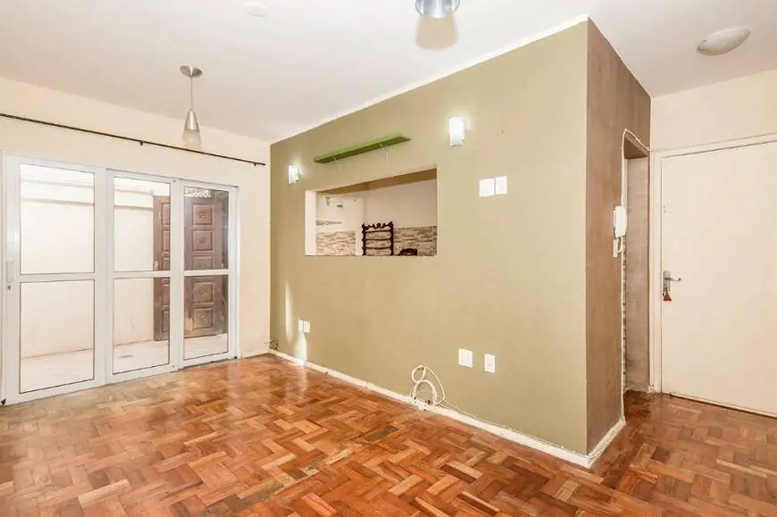 Foto 1 de Apartamento com 1 Quarto à venda, 43m² em Mont' Serrat, Porto Alegre