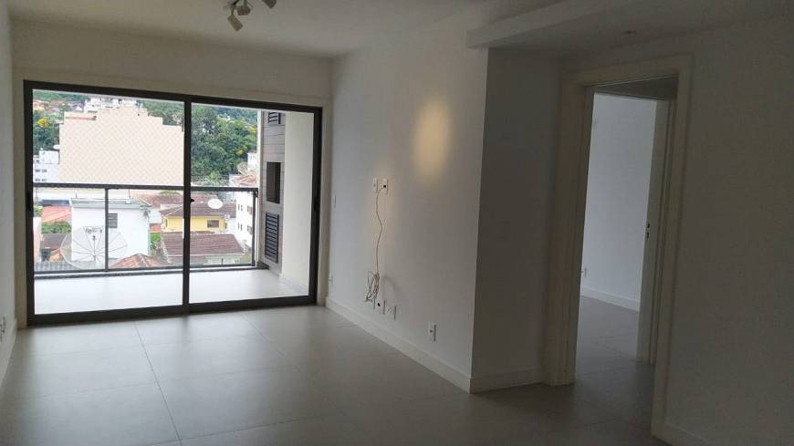Foto 3 de Apartamento com 2 Quartos à venda, 81m² em Agriões, Teresópolis