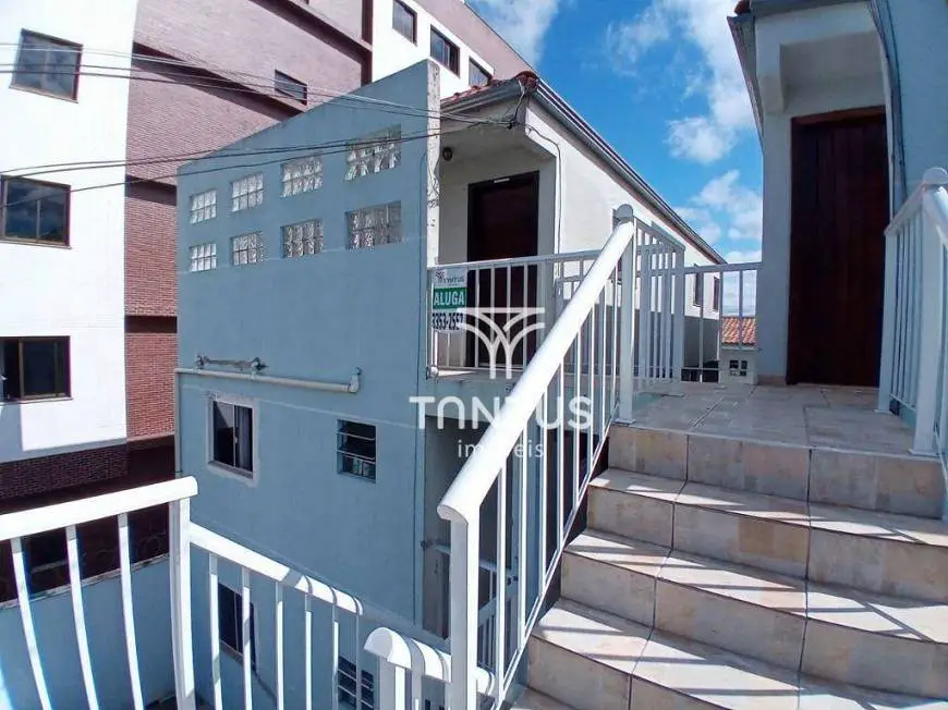 Foto 4 de Apartamento com 2 Quartos para alugar, 36m² em Capão da Imbuia, Curitiba