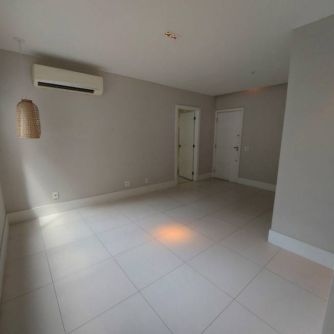Foto 3 de Apartamento com 2 Quartos à venda, 61m² em Freguesia- Jacarepaguá, Rio de Janeiro