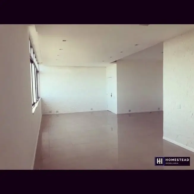 Foto 2 de Apartamento com 3 Quartos à venda, 136m² em Barra da Tijuca, Rio de Janeiro
