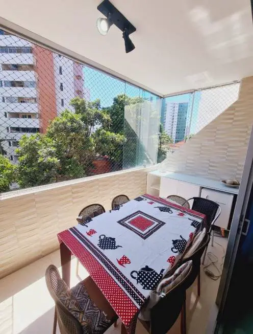 Foto 1 de Apartamento com 3 Quartos à venda, 174m² em Graças, Recife