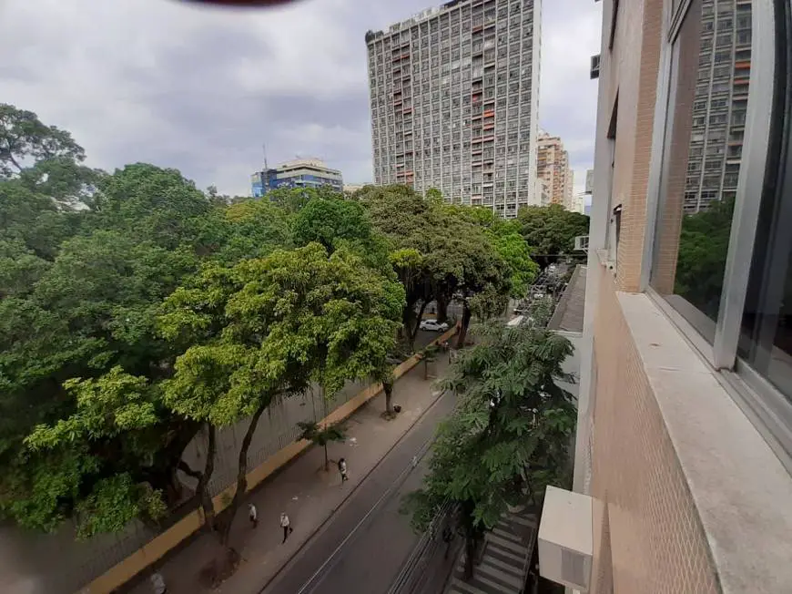 Foto 1 de Apartamento com 3 Quartos para alugar, 145m² em Icaraí, Niterói