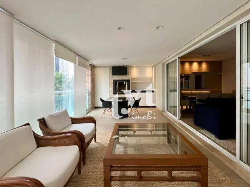 Foto 1 de Apartamento com 3 Quartos para alugar, 168m² em Itaim Bibi, São Paulo