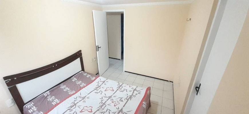 Foto 2 de Apartamento com 3 Quartos à venda, 66m² em Meireles, Fortaleza